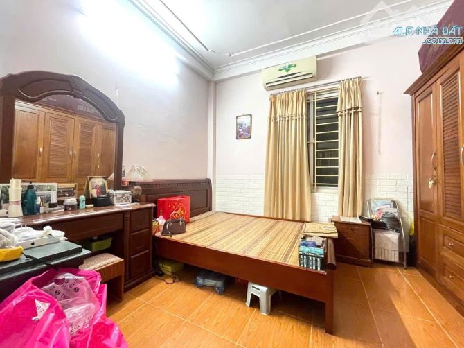 BÁN NHÀ PHỐ PHAN ĐÌNH PHÙNG, BA ĐÌNH, SIÊU HIẾM, ĐẦU TƯ, DT 40M2* 5 TẦNG* GIÁ 10 TỶ - 5