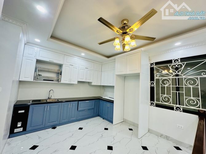 BÁN NHÀ XÂY MỚI THANG MÁY, Ô TÔ TRÁNH, KINH DOANH, VĂN PHÒNG, 61M2 x 5T GIÁ 22,8 TỶ - 5