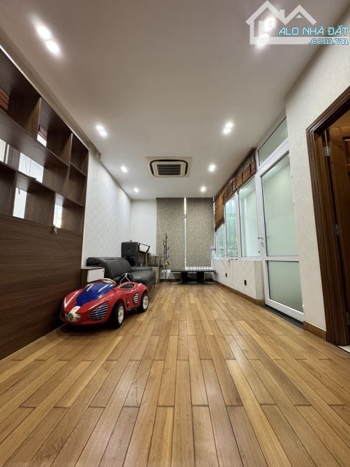 Bán nhà mặt tiền đường Âu Dương Lân Quận 8, 106m2, 4 tầng sổ đẹp nở hậu. - 6