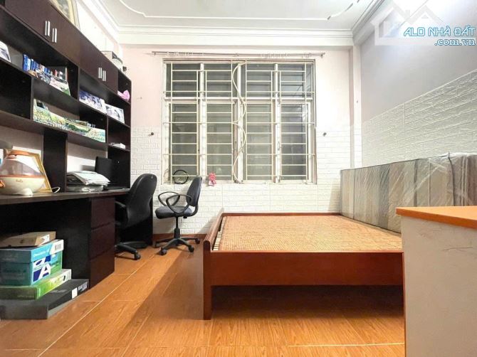 BÁN NHÀ PHỐ PHAN ĐÌNH PHÙNG, BA ĐÌNH, SIÊU HIẾM, ĐẦU TƯ, DT 40M2* 5 TẦNG* GIÁ 10.5 TỶ - 6