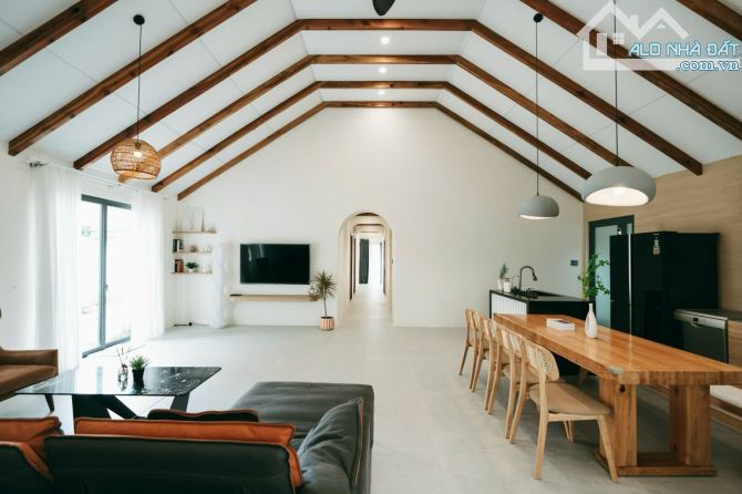 Cần bán căn nhà nhỏ ngay Trường Cao Đẳng Sư Phạm Đà Lạt và Hồ Xuân Hương. 742m² - 60ty - 11