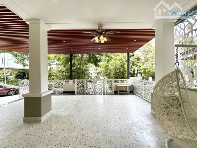 Bán biệt thự lô góc, Phước Kiển, NB. 192m2 - Ngang 10m, full tiện ích. - 8