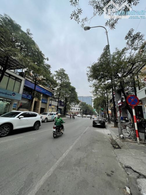 Nhà Mặt Phố Trung Hòa. Cầu Giấy. Thang Máy. Ô Tô. Vỉa Hè. DT 132m2. MT 5,6m. Giá 84,9 Tỷ.