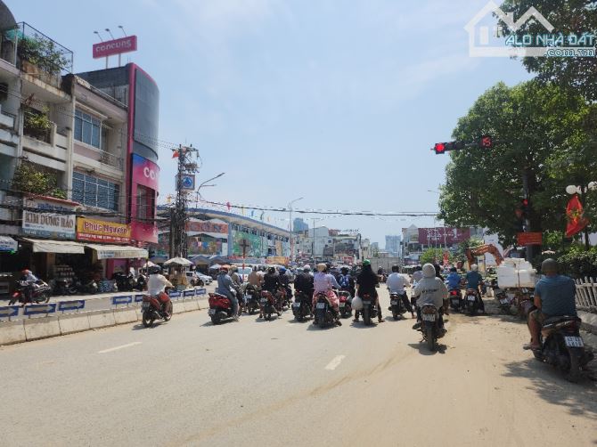 VÙNG LÕI TRUNG TÂM – LÔ GÓC 4 TẦNG LỰC LƯỠNG –KẾ BÊN TT THƯƠNG MẠI GO, CHỢ CỒN– KHAI THÁC
