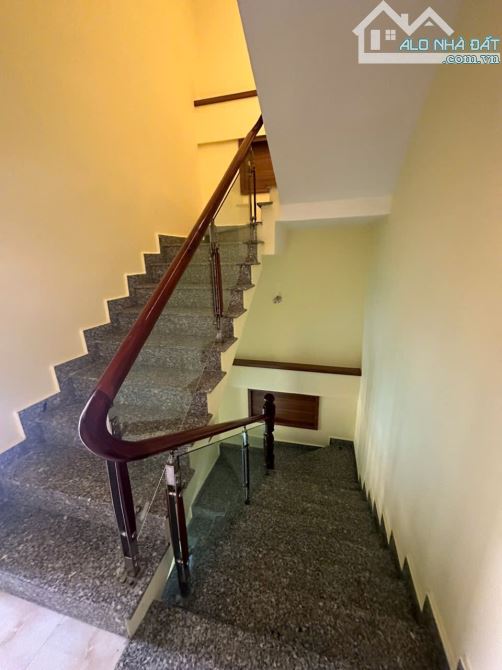 Bán Nhà phố KQH đường Phan Đình Phùng, Phường 2, Đà Lạt ngay trungg tâm thành phố
