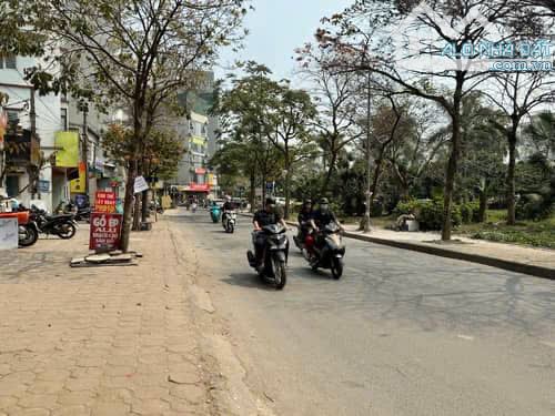 (CHỦ BÁN GẤP) SIÊU PHẨM KIM GIANG, Ở CHẤT, ĐẦU TƯ CHẤT, GIÁ CỰC HỢP LÝ CHỈ 8x