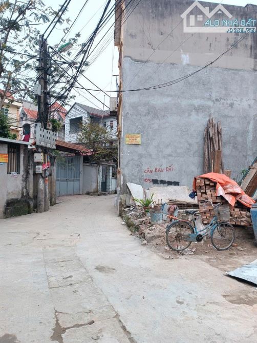 BÁN ĐẤT TÂY MỖ, LÔ GÓC 2 MẶT NGÕ THÔNG RỘNG Ô TÔ ĐỖ GẦN, VUÔNG ĐẸP, 40M2, 4 TỶ