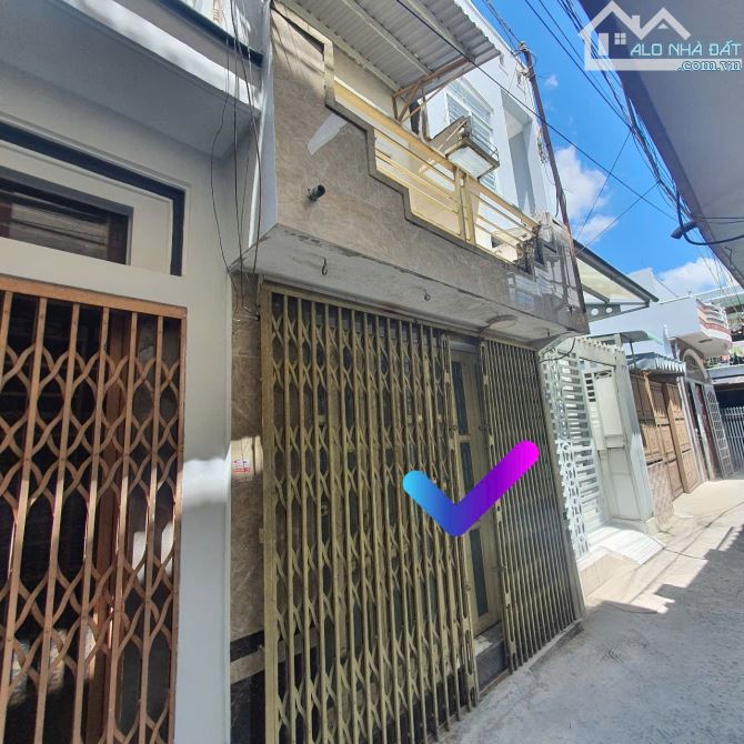 Bán nhà hẻm 69 đường cách mạng tháng 8 1 trêt lầu giá 1 tỷ 800 triệu