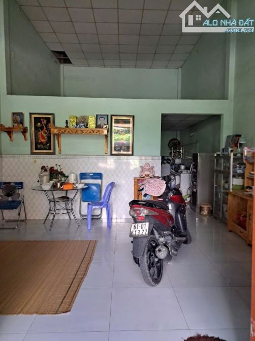 Bán nhà MẶT TIỀN kinh doanh,giá chỉ bằng trong hẻm,gần Nguyễn Thị Minh Khai