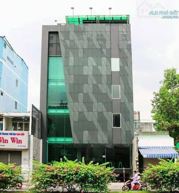 TOÀ NHÀ 1,200 M2 - MT CỘNG HOÀ- DT: 11x24- HẦM+6 TẦNG- GIÁ: 95 TỶ