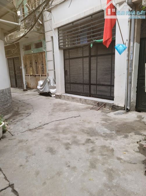 53,6M2 - GẦN Ô TÔ - SỔ CHÍNH CHỦ - NHỈNH 9 TỶ - ĐỘI CẤN