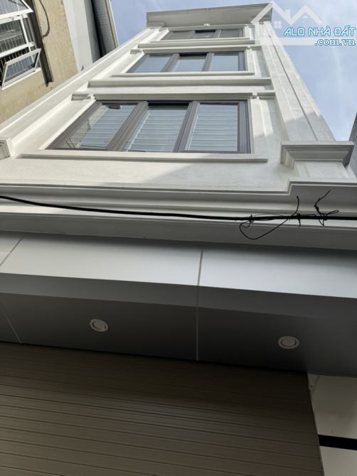 Bán nhà Ngọc Hồi 38m 5 tầng SĐCC 5,1 tỷ