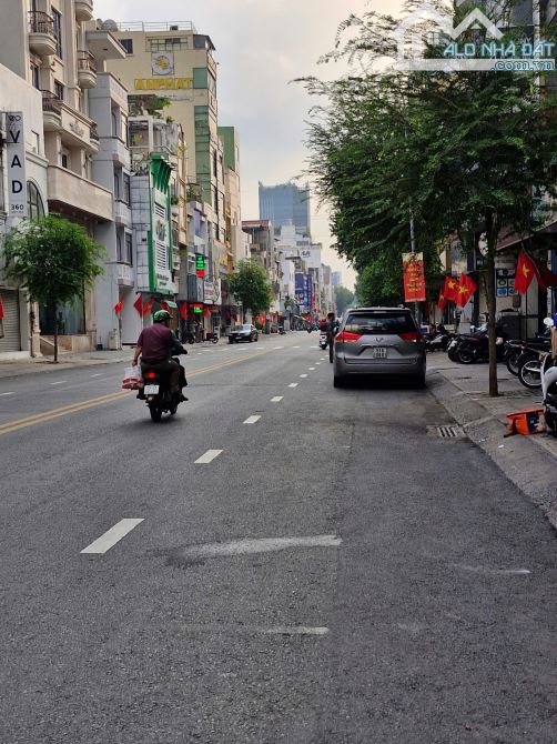 BÁN NHÀ MẶT TIỀN 3 TẦNG - VÕ VĂN TẦN - PHƯỜNG 5 QUẬN 3 - 53 TỈ ĐỒNG.