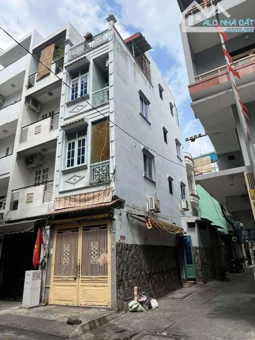 BÁN NHÀ NGUYỄN HIỀN - 4 TẦNG - PHƯỜNG 4 - QUẬN 3 - 18 TỈ ĐỒNG
