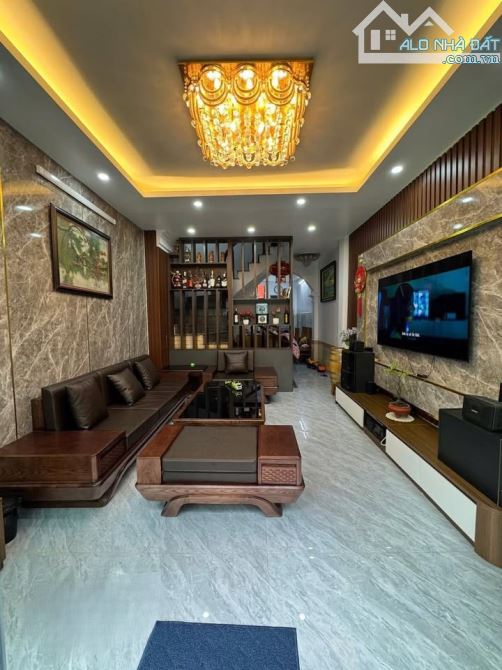 BÁN NHÀ HỒ TÙNG MẬU 60M 5T,P.LÔ ÔTÔ TRÁNH,GARA VỈA HÈ KINH DOANH, NT NHẬP CHỈ 15.9 TỶ