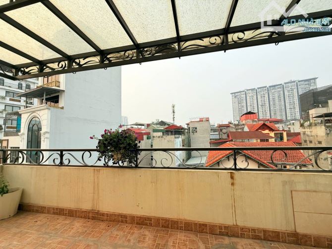 BÁN NHÀ PHỐ NGỌC HÀ 70M, OTOTRÁNH ,OTO VÀO NHÀ ,VỈA HÈ, THANG MÁY , GIÁ 18TỶ