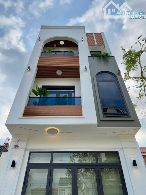 Nhà 1 Trệt 2 Lầu Văn Hoá Tây Đô 5x17,75 giá 5,9 Tỷ sổ hồng hoàn công Cái Răng Cần Thơ