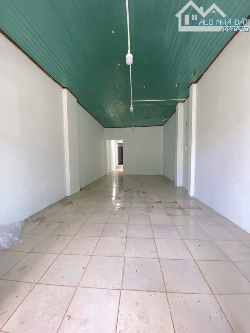 Nhà mặt tiền kinh doanh Tô Hiệu ngay trung tâm