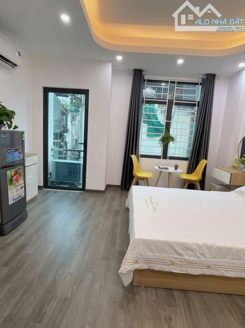 BÁN TOÀ CCMINI LÔ GÓC QUAN HOA, CẦU GIẤY , 70M², 7 TẦNG, MT 5,5M , 20 Phòng