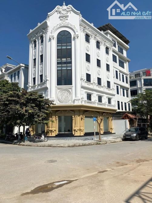 Cho Thuê Nhà Nguyên Căn 5 Tầng Mặt Tiền 10m, Thiết Kế Hiện Đại Ngõ 214 Nguyễn Xiển – Thanh