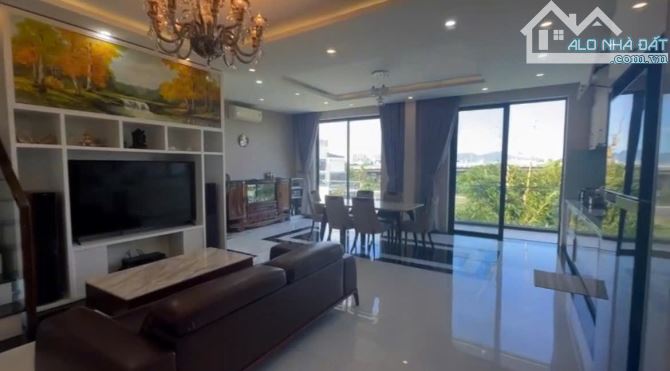 BIỆT THỰ ĐẢO NỔI – ĐẲNG CẤP THƯỢNG LƯU – VIEW SÔNG VĨNH VIỄN - DT 366m2 - 3 TẦNG - 32 TỶ