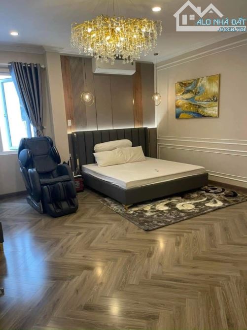 BÁN BIỆT THỰ MỄ TRÌ - 116M2 - LÔ GÓC - VỈA HÈ - NGAY ĐL THĂNG LONG - 25 TỶ - ĐẸP NHẤT KHU