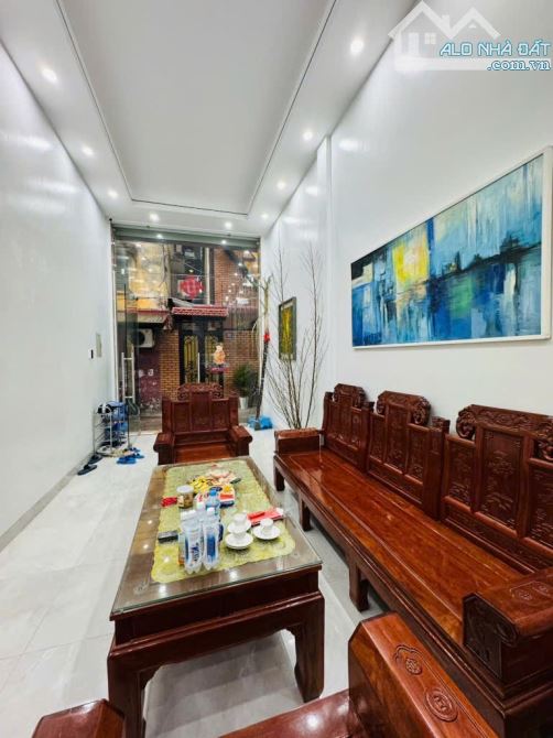 Nhà đẹp phố tạ quang bửu 79m2 nhà dân xây 2 mặt thoáng trước sau-ô tô đỗ cửa