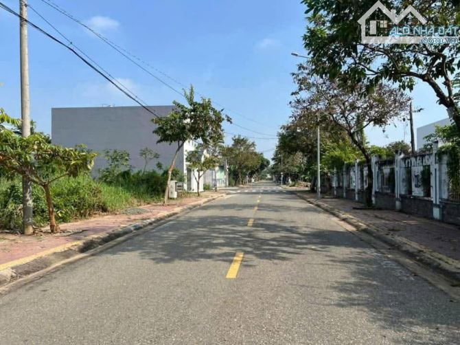 LÊ HỮU TRÁC - Khu GÒ CÁT 6-2 Tỷ 650 - F Long Tâm - Tp Bà Rịa-5x21m - Hướng Đông Nam