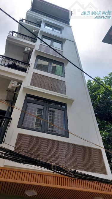 Ô tô vào nhà thang máy full nội thất đẹp