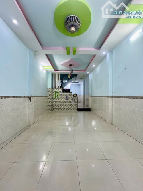 Siêu Phẩm nhà Hồ Văn Long gần ngã tư Gò Mây hẻm 5m thông 70m2,3Tầng Nhỉnh 5tỷ