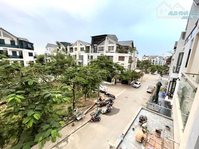 21 tỷ Liền kề 100m2 5 tầng MT7m FLC  Đại Mỗ sát trục Lê Quang Đạo