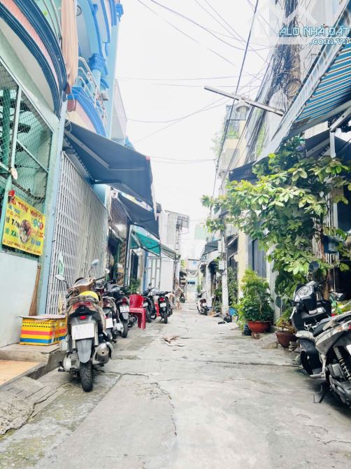 Giảm 500 tr Bán Gấp nhà Nguyễn Súy Tân Quý gần chợ Tân Hương 53m2 ,2 Tầng 4 tỷ8