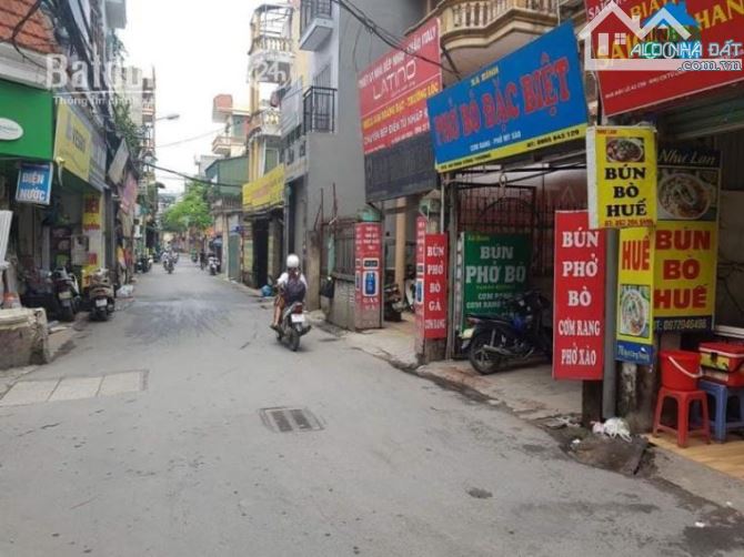 BÁN NHÀ PHỐ ĐỊNH CÔNG THƯỢNG 3.2 TỶ 40M NHÀ ĐẸP Ở NGAY