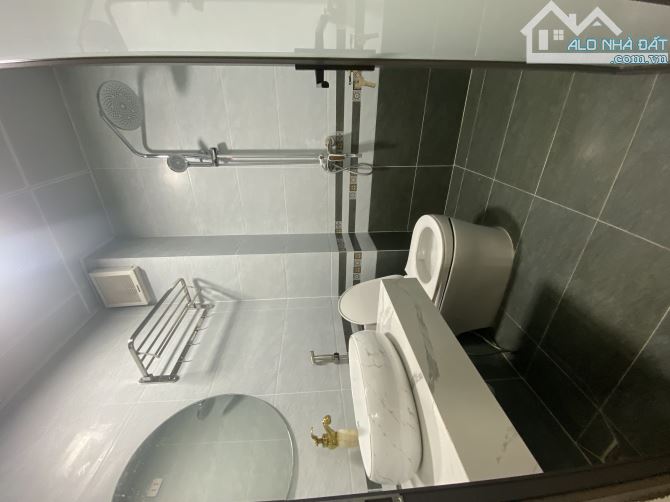 Bán Gấp!! Đường Láng- Nhà Đẹp-50m2-4 tầng chỉ 10.85 tỷ