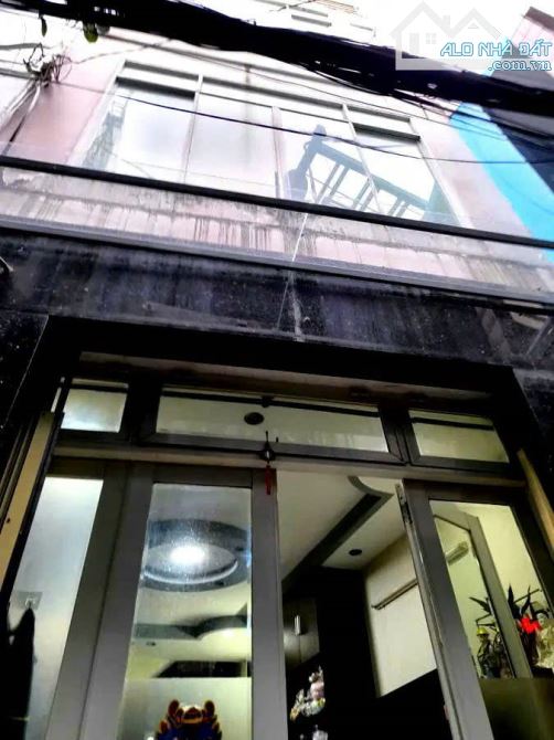 BÁN GẤP!! NHÀ HẺM 120 TRẦN HƯNG ĐẠO - 3 TẦNG - CHỈ 5,2 TỶ - THƯƠNG LƯỢNG