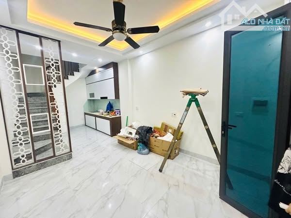 Bán nhà mới đẹp Kim Chung - Hoài Đức, 34m x 5T, mặt ngõ thông ô tô, kinh doanh. Giá chỉ