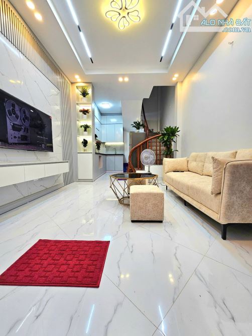 Bán nhà xây mới xuan đỉnh, ở sướng ngo thông 2 bước ra phạm văn đồng, sát chợ, công viên