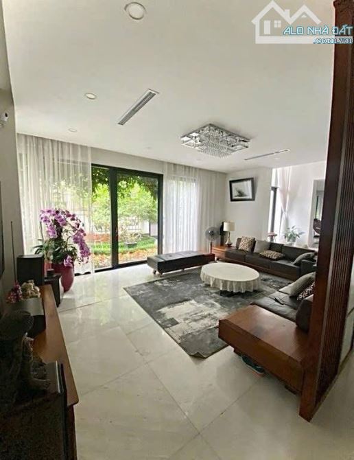 Phúc Lợi - Long Biên 593/640m x 3.5 tầng, mặt tiền 23m, 295 tỷ thương lượng - 10