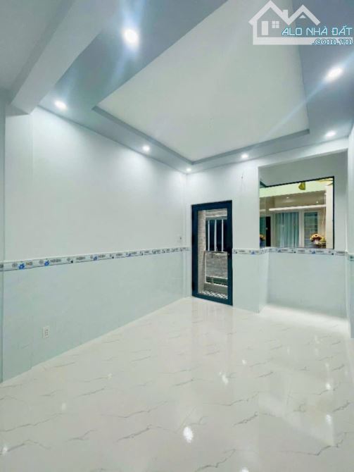 SÁT MẶT TIỀN HOÀNG DIỆU  TRUNG TÂM Q4  DIỆN TÍCH SD 84 M2 CÓ 4 TỶ - 11