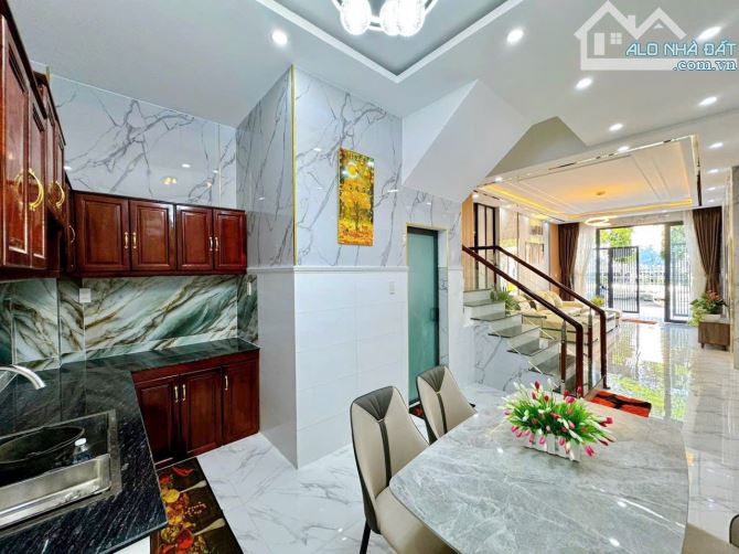 BÁN NHÀ 1 TRỆT 2 LẦU HẺM 50 QUANG TRUNG 4,8 TỶ - 11