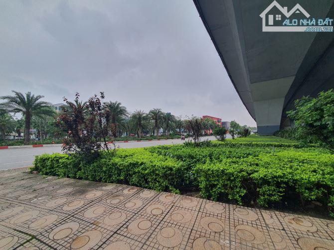Bán Phân Lô Vip 6 tầng khu TĐC Long Biên - Giang Biên - 1