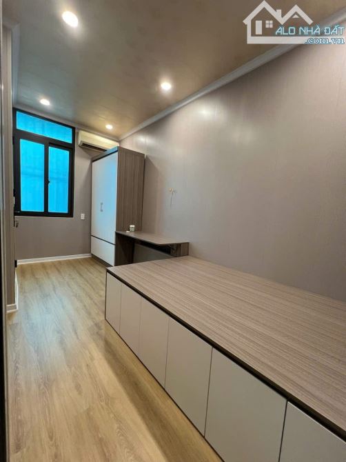 Bán tập thể penhouse Văn Hương tầng 5+6 xinh xắn, 2 ngủ, thiết kế hiện đại - 1