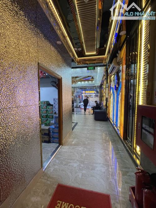 Nhà Mặt Phố Trung Hòa. Cầu Giấy. Thang Máy. Ô Tô. Vỉa Hè. DT 132m2. MT 5,6m. Giá 84,9 Tỷ. - 1