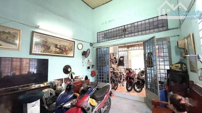 Bán nhà: lũy bán Bích, diện tích 70m, ngang 4m, giá 8 tỷ - 1
