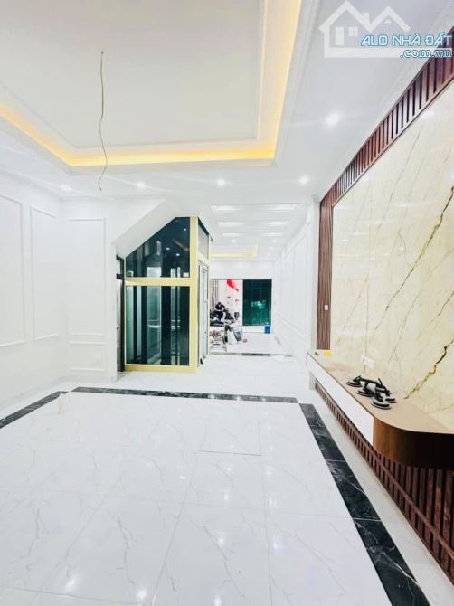 BÁN NHÀ LÊ TRỌNG TẤN. NHÀ 5 TẦNG MT 5 M . GIÁ 19,8 TỶ . Ô TÔ TRÁNH - 1