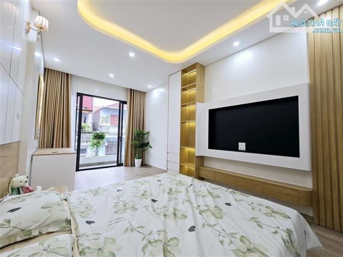 Bán nhà Kim Ngưu, dt 33,5m x 5 tầng, nhỉnh 6 tỷ, cách ô tô tránh 15m, gần time city - 1