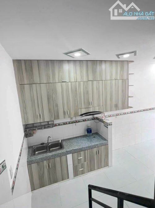 Nhà 2 tầng, 880tr, 4x9m, nhà đồng sở hữu thửa, mỗi nhà 1 sổ hồng riêng - 1