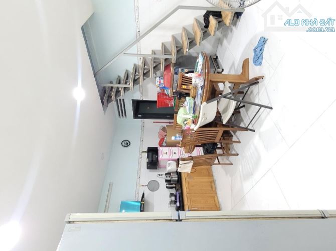 Mặt tiền Dương Quảng Hàm P.5 GV - 100m2 ngang 5 - Đường nhựa 40m - 1