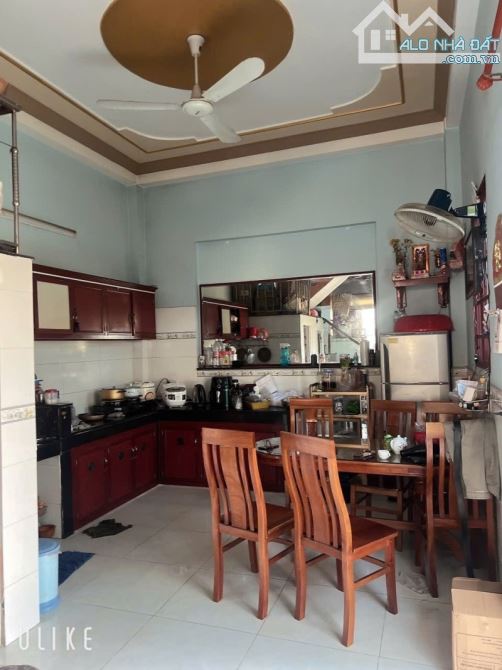 Bán nhà 1T1L 99m2 Dĩ An,có sẵn thu nhập hàng tháng,đường xe hơi vào tận nơi - 1