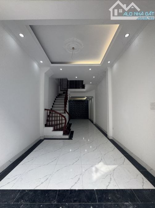 Bán nhà Ngọc Hồi 38m 5 tầng SĐCC 5,1 tỷ - 1